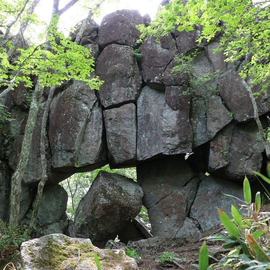 Azumayasan no Matoiwa