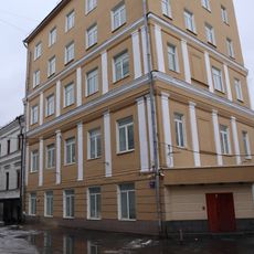 Новая Басманная улица 14, Дом доходный (восточный)