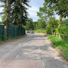Chemin de Suresnes à Bagatelle
