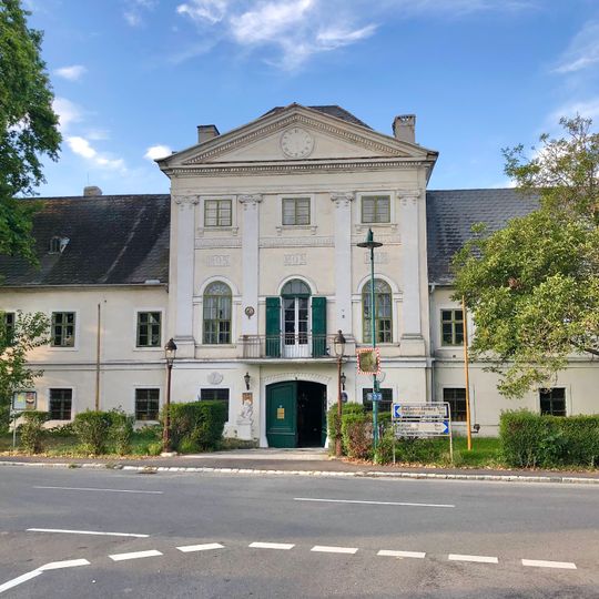 Schloss Potzneusiedl