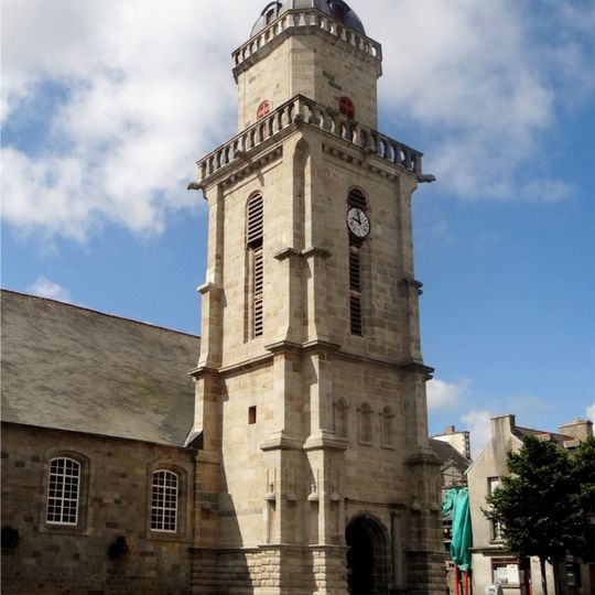 Église Saint-Michel de Lesneven