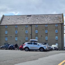 Elie Harbour, Pier, Granary