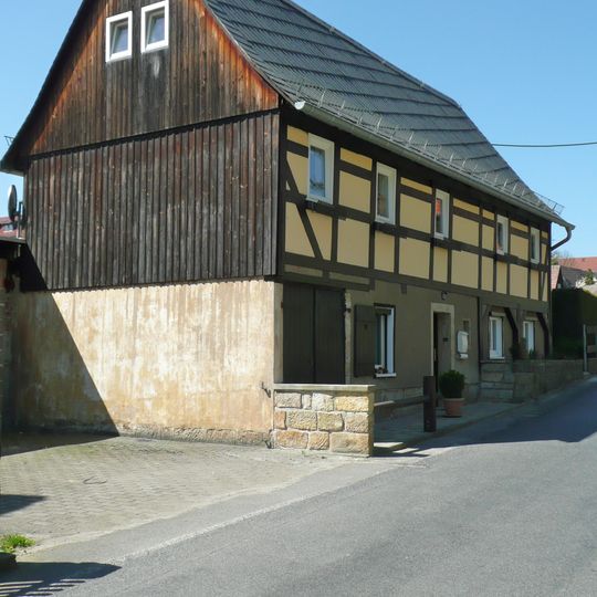 Wohnhaus Pirnaer Straße 42