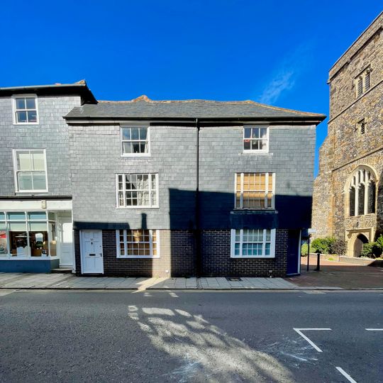 26 And 27, Cliffe High Street