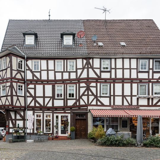 Marktplatz 7, Marktplatz 8