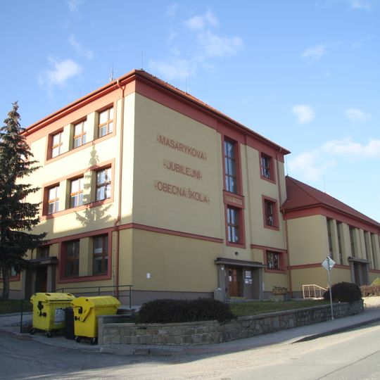 Budova základní školy ZŠ a MŠ T. G. Masaryka