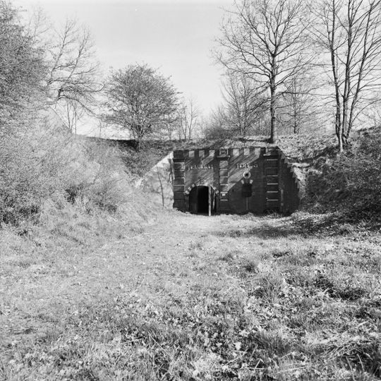 Fort bij Rijnauwen, flankbatterij F5