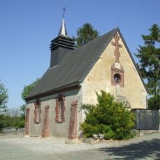 Chapelle du cimetière de Mortefontaine-en-Thelle