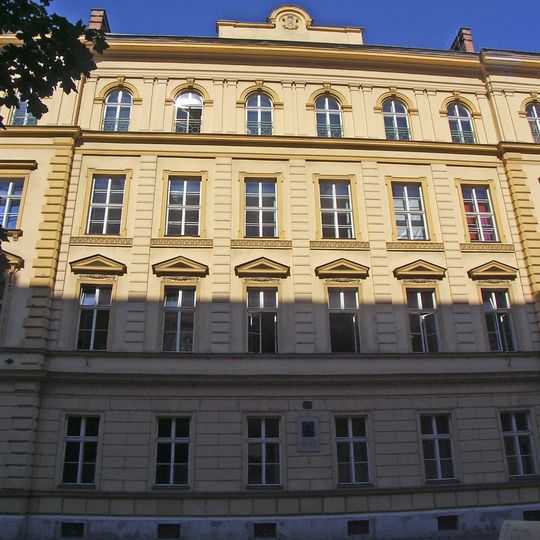 Realgymnasium Fichtegasse 3, Vienna