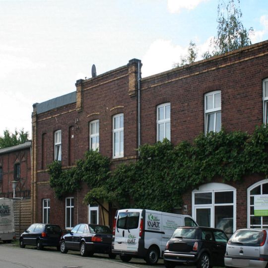 Konstantinstraße 16