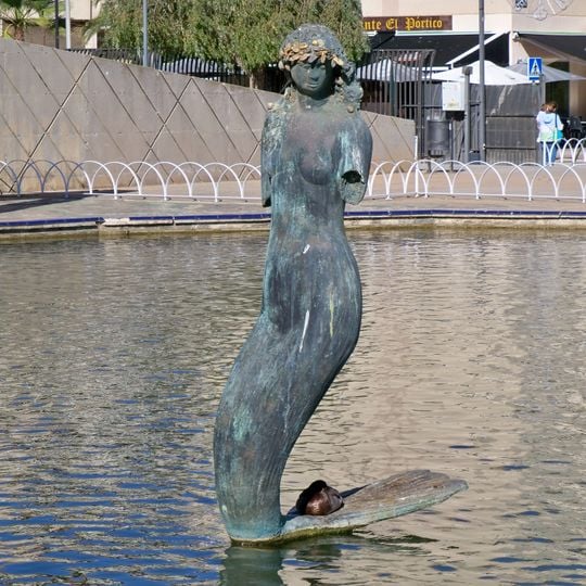 Sirena ensimismada