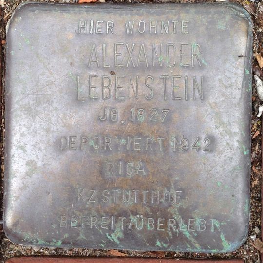Stolperstein en memoria de Alexander Lebenstein
