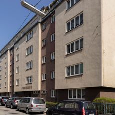 Gemeindebau Dreihausgasse 8-10
