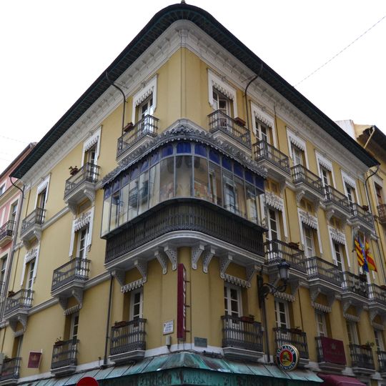 Edificio en la calle San Fernando, 18