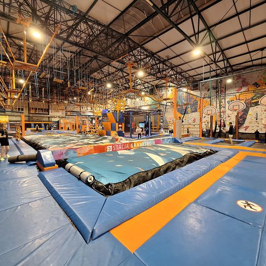 Stacja Grawitacja Warszawa