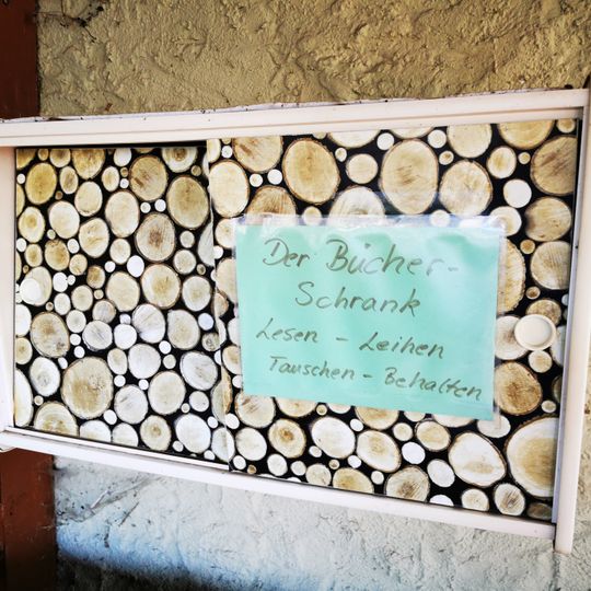 Öffentlicher Bücherschrank