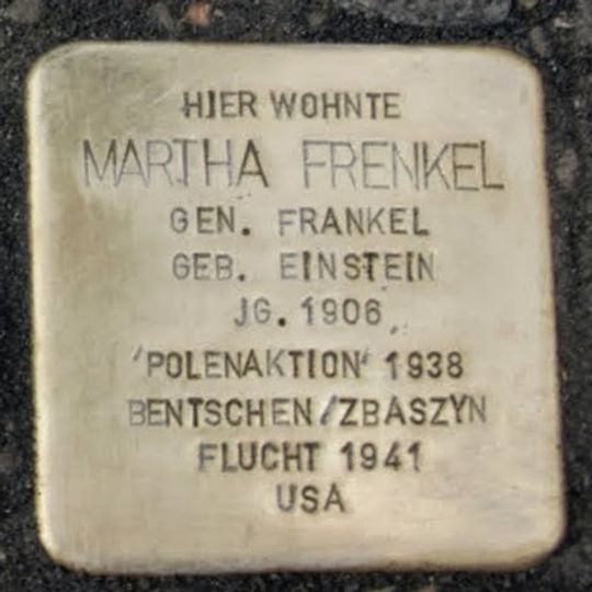 Stolperstein en memoria de Martha Frenkel