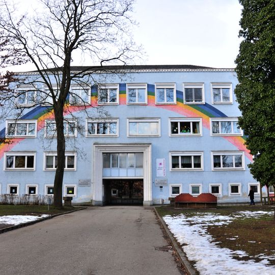 Haupt- und Volksschule