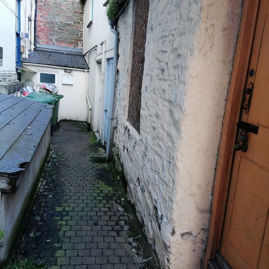 Courtyard to Rear of No.6b Marine Terrace