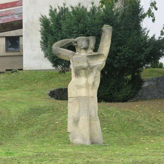 Socha Dvojice ve Školní ulici v Litvínově