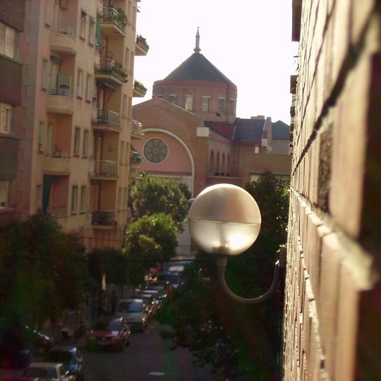 Iglesia parroquial de la Sagrada Familia