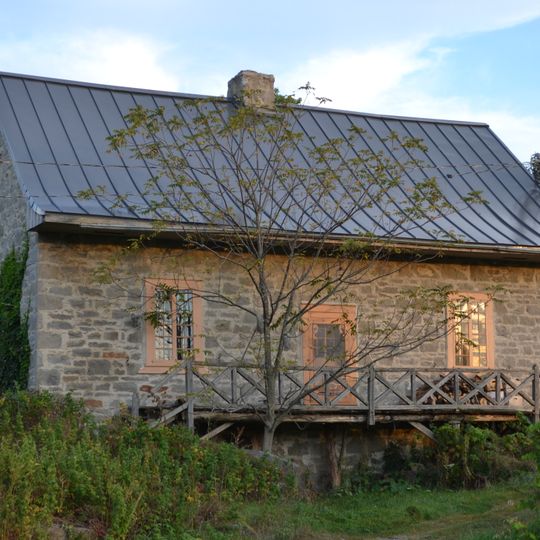 Maison du Domaine-Lakefield