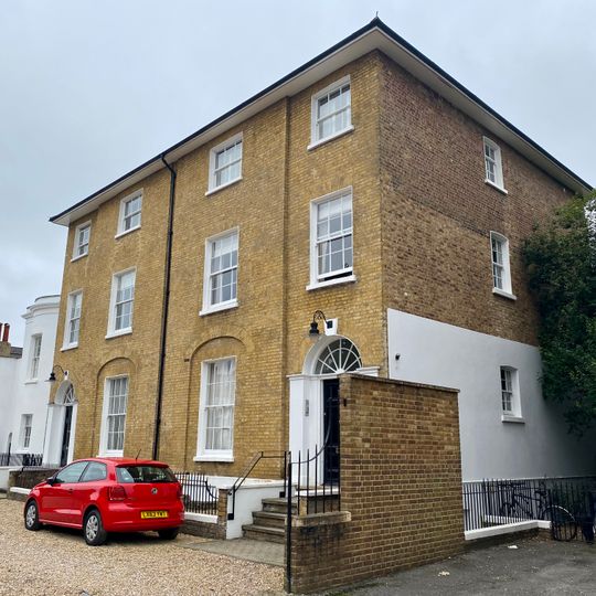 18, St Ann's Crescent