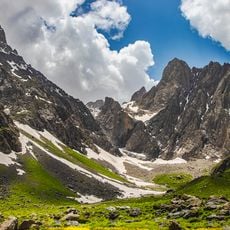 Hakkâri Cilo ve Sat Dağları Millî Parkı