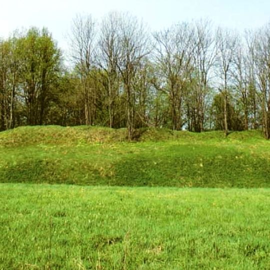 Pabalčių piliakalnis