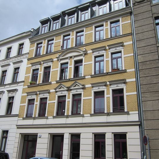 Mietshaus Dohnanyistraße 9