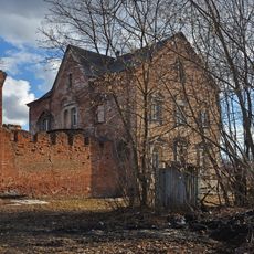 West outhouse of Kikiny Estate, Bolshaya Aleshnya