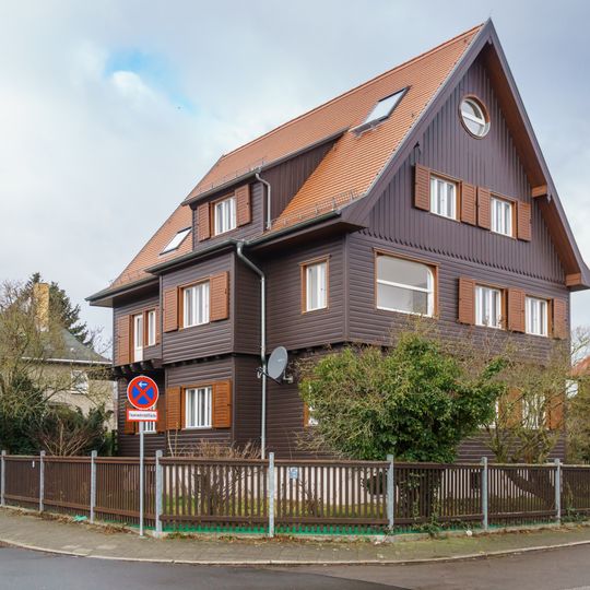 Ludwig-van-Beethoven-Straße 6