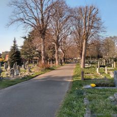 Hampton Cemetery, London