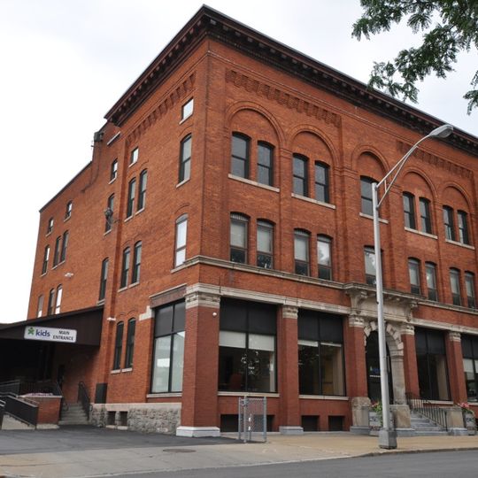 Utica Daily Press Building