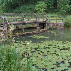Kanalsperre und Steg beim Kettenbacher Leitgraben