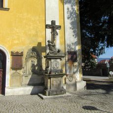 Kříž v Šumperku v Jiráskových sadech