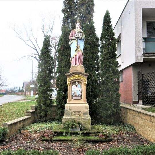 Socha Madony u domu 3 ve Strakách