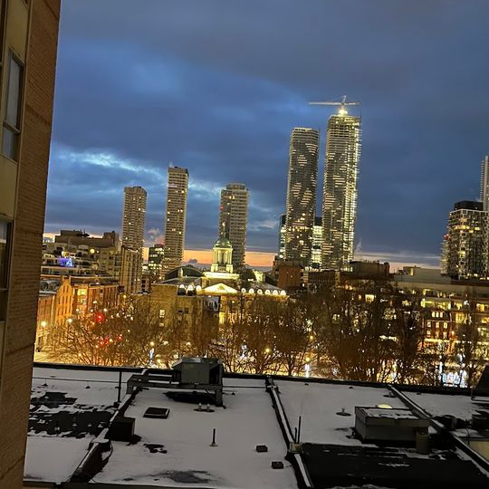 Holiday Inn Express Toronto Downtown, an Ihg Hotel