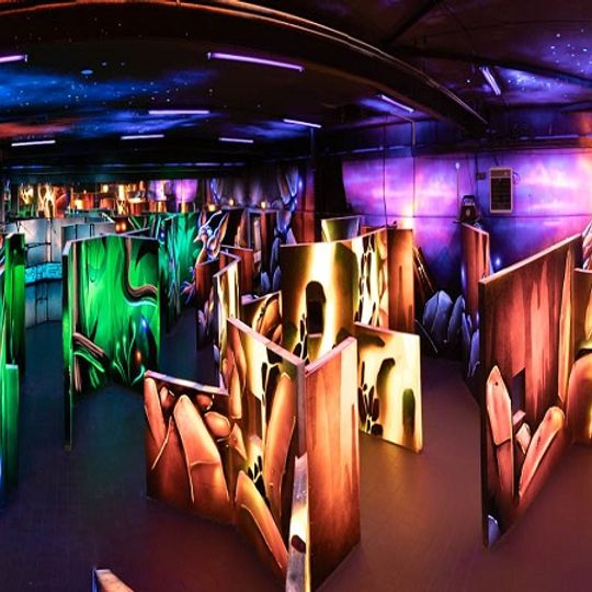 Laser World La Défense