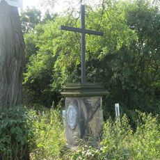 Kříž u cesty za hřbitovem v Žimi