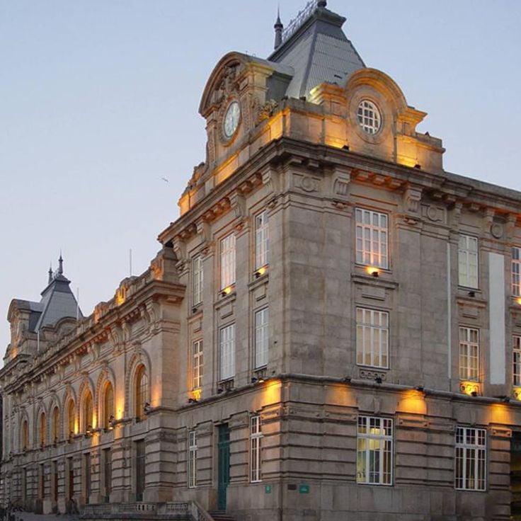 Porto São Bento Station