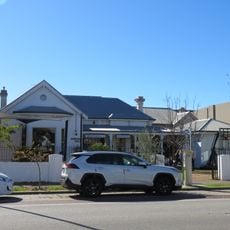 House, 162 Aberdeen Street, Northbridge