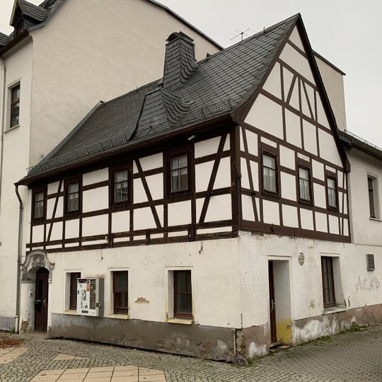 Auerbacher Straße 3