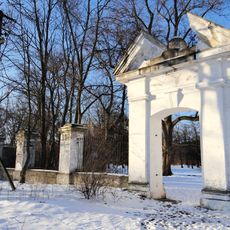 Gate to garden at the Palace in Luszyn