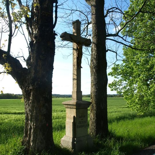 Kříž u silnice severovýchodně od Horní Stropnice