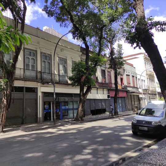 Building at Rua da Carioca, 35