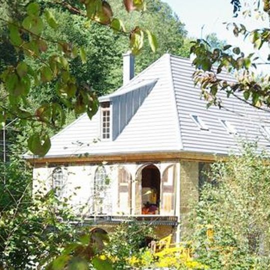 Ehemals Lagergebäude und Hammerwerk des Berg- und Hüttenwerks Achthal, sogenannte Schreinerei