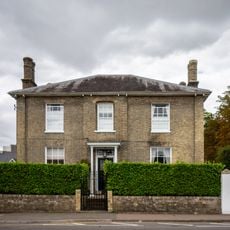32, Kneesworth Street