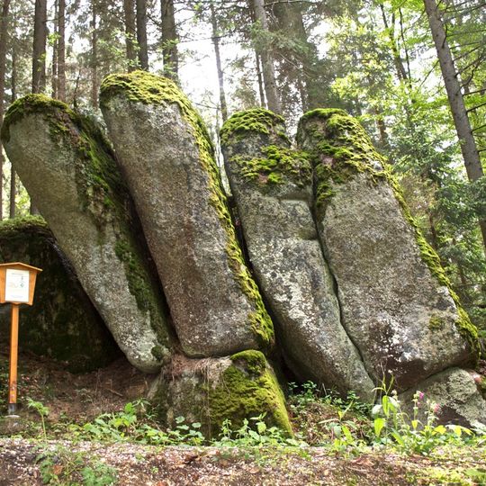 Bücherständer in Mönchdorf