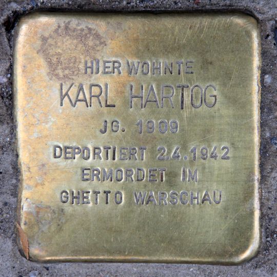 Stolperstein en memoria de Karl Hartog